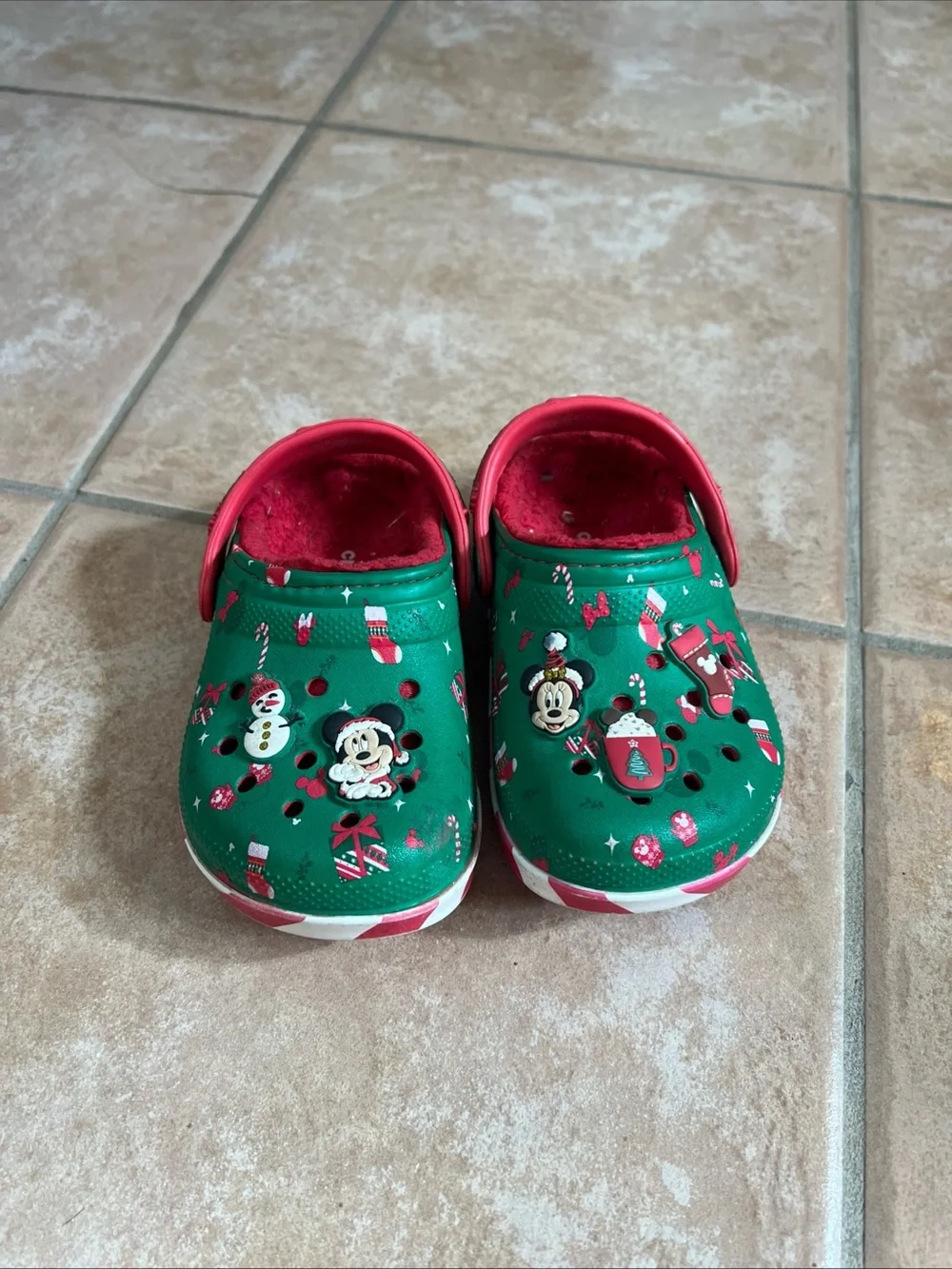 Crocs fleece lined Holiday Christmas Disney Mickey Minnie Mouse toddler Size 8C